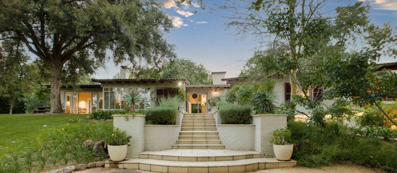Amberhall Guesthouse Johannesburg Bagian luar foto