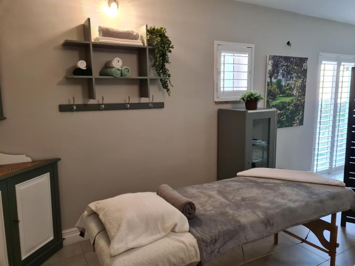Amberhall Guesthouse Johannesburg Bagian luar foto