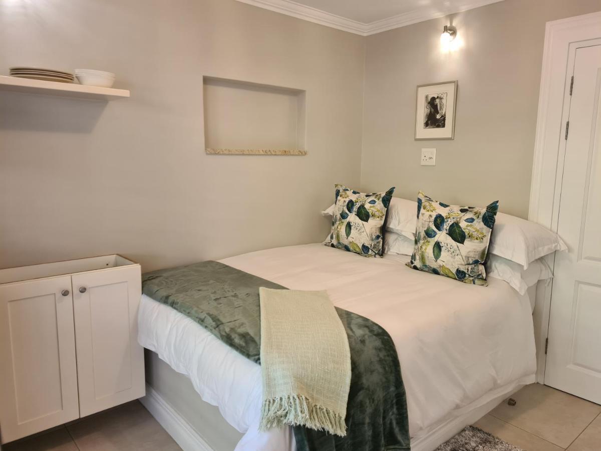 Amberhall Guesthouse Johannesburg Bagian luar foto